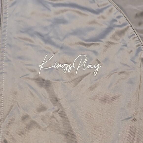 Luxury Kingsplay Men’s Tracksuit Jacket Small Silver Gray Logo Back EUC - Picture 3 of 7